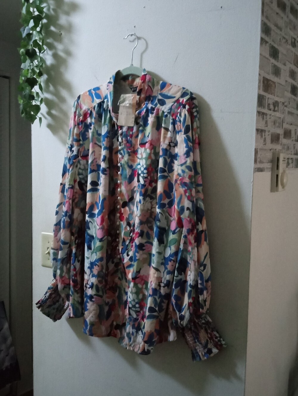 Floral Button-Front Long Sleeve Blouse in MulticolorNWT XXL